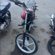 DINTEL y Ministerio Público ocupan pistola ilegal durante allanamientos en Baní