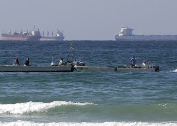 Trump: «La Armada de EEUU escoltará petroleros a través del estrecho de Ormuz»