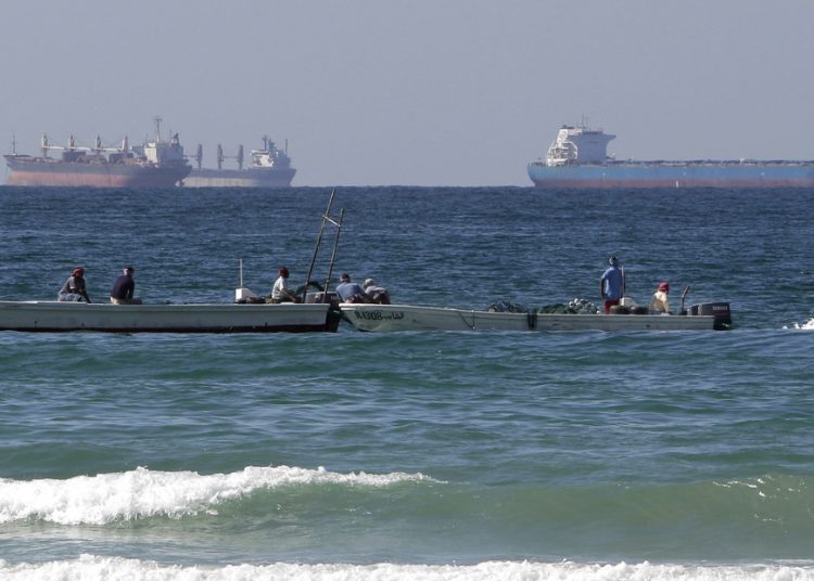 Trump: «La Armada de EEUU escoltará petroleros a través del estrecho de Ormuz»