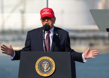 Depongan las armas o mueran: El ultimátum de Trump a los militares iraníes