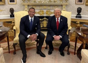 Alex Rodríguez se reúne con Donald Trump en la Casa Blanca