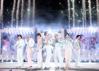 BTS amplía a 22.000 plazas el cupo para su concierto de retorno en Corea del Sur
