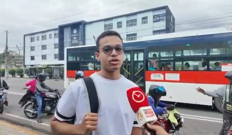 Ciudadanos favorecen propuesta del Minerd para limitar uso de dispositivos móviles durante clases