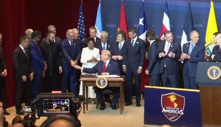 Presidente Abinader participa en firma de proclamación para crear coalición militar contra cárteles del narcotráfico