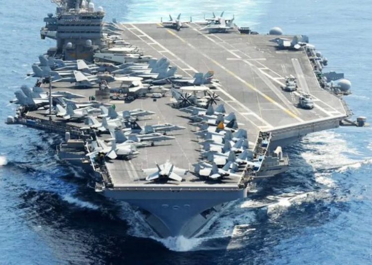 Irán afirma haber atacado con misiles al portaaviones USS Abraham Lincoln en medio de la escalada bélica
