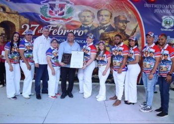 Junta Distrital de Juan López declara Hijo Adoptivo a “El Súper Pana” por su trayectoria en la comunicación