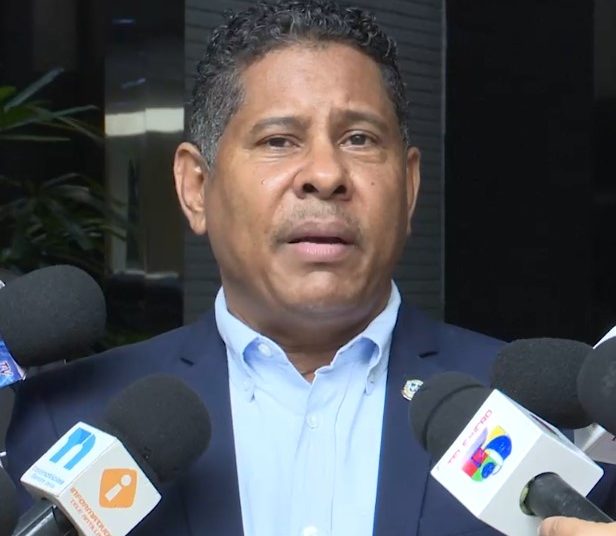 Conflicto en Oriente Medio no afectará abastecimiento de combustible en RD, afirman diputados