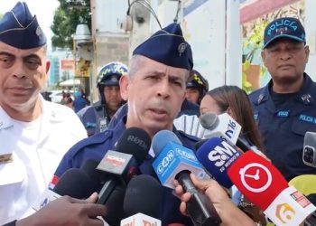 Policía lamenta uso de gas pimienta contra la prensa y asegura investigarán actuación de agentes