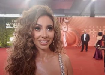 Mar Solís se estrena como presentadora en Premios Soberano 2026 y celebra lanzamiento de su tema “Sacuesal”