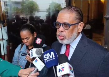 Director de la DGDC reafirma compromiso social durante eucaristía por el 64 aniversario