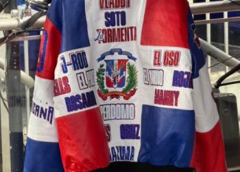 ¡Se queda en RD! Santiago Matías adquiere la “chaqueta del flow” del Clásico Mundial de Béisbol 2026