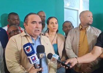 Víctor Pavón denuncia incapacidad de Betty Gerónimo para combatir la crisis sanitaria en SDN