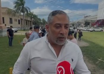 Padre de imputados por caso Digesett en el Aeropuerto del Cibao estalla contra la justicia: “No hubo corazón, humillaron a mis hijos y los golpearon”