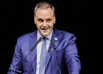 Justicia argentina investiga a jefe de Gabinete de Milei por enriquecimiento ilícito