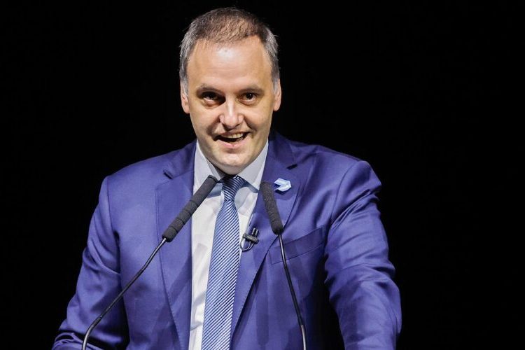Justicia argentina investiga a jefe de Gabinete de Milei por enriquecimiento ilícito
