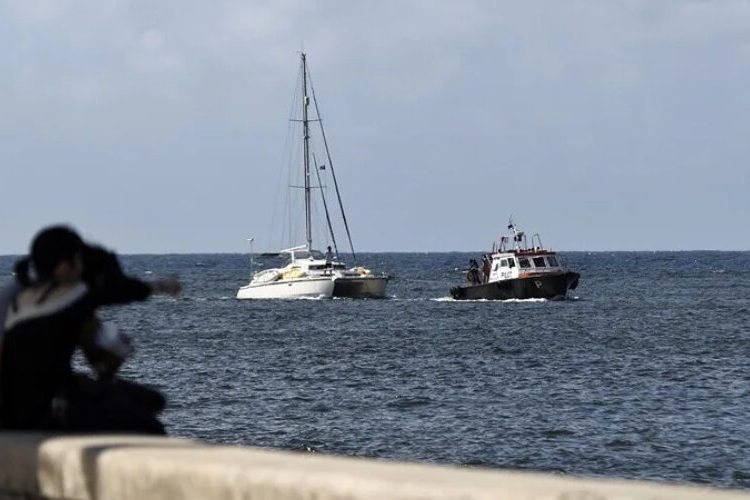 Petrolero ruso con 100.000 toneladas de crudo llega a Cuba, según las autoridades rusas
