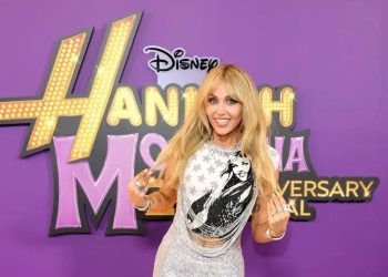 Miley Cyrus celebra los 20 años de ‘Hannah Montana’ con un tributo a su etapa en Disney
