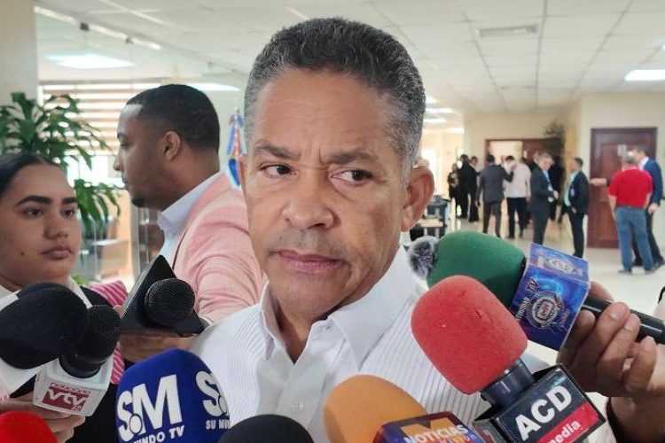 Diputado Eugenio Cedeño critica lentitud en casos de corrupción y llama a revisar el sistema judicial