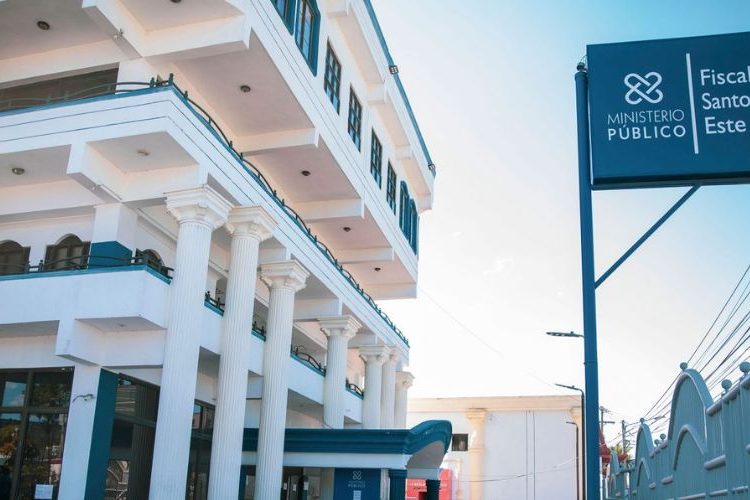 MP pide coerción contra mujer tras serle ocupadas dos pistolas “ilegales”