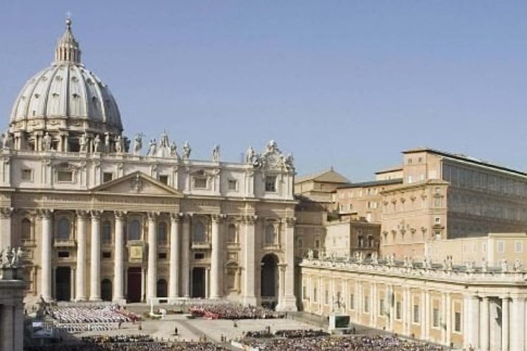 El Vaticano pide reglas internacionales y éticas sobre los trasplantes de órganos animales
