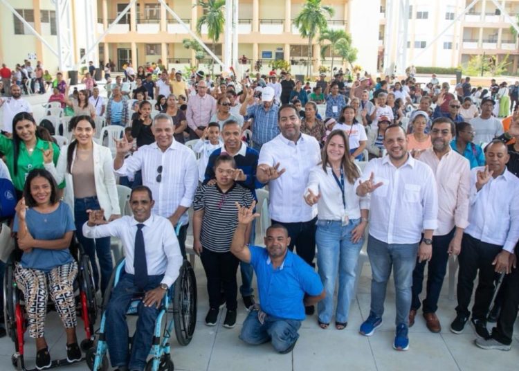 Conadis realiza jornada de inclusión social y asistencia médica para personas con discapacidad en San Francisco de Macorís