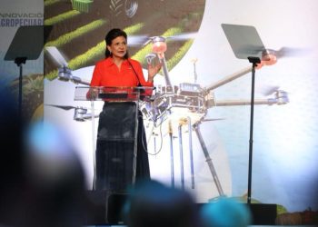 Vicepresidenta anima a diversificar cultivos para aprovechar las oportunidades del mercado internacional