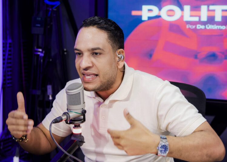 Hansel García denuncia «caos y abandono» en el Merca Santo Domingo