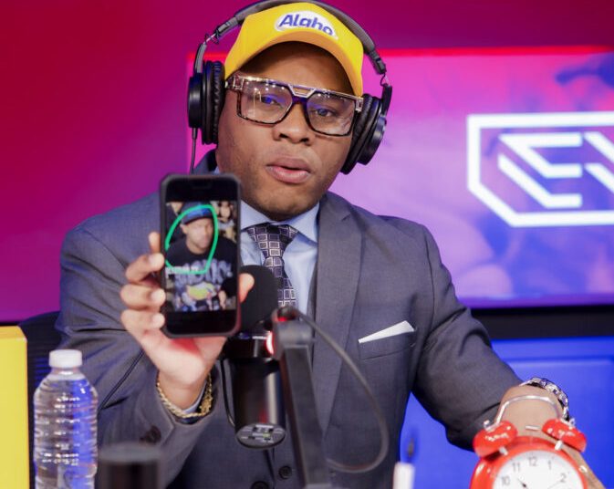 Tolentino pide al exponente Ezzy R entregar «su seguridad» tras asesinato de mujer embarazada en Villa Mella