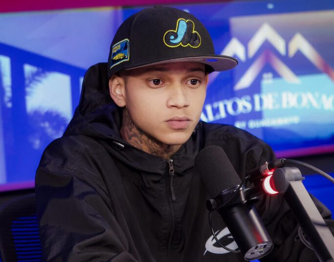 Ezzy R da la cara y aclara sus vínculos con señalados de asesinar embarazada en Villa Mella