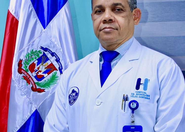 Doctor Freddy Lachapelle asume la dirección del Hospital Marcelino Vélez Santana