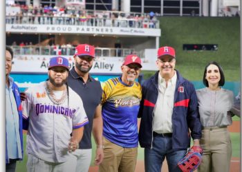 El Alfa se muestra orgulloso de estar entre los artistas más elegidos por peloteros para sus turnos al bate