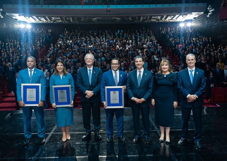 Banco Popular reconoce el liderazgo y el compromiso de su talento gerencial