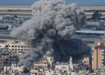 Israel bombardea el sur del Líbano tras orden de evacuación masiva