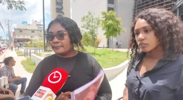 Madre de joven hallada en cisterna rechaza alegatos de defensa y pide prueba de ADN