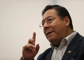 Detienen a un hijo del expresidente Luis Arce en Bolivia por supuesta legitimación de ganancias ilícitas