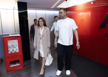 Embajadora de EEUU destaca el papel crucial de la plataforma de Santiago Matías en la defensa de la libertad de expresión