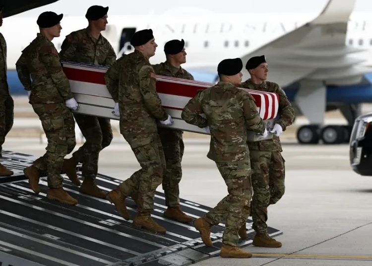 Unos 140 militares de EE.UU. han resultado heridos en la guerra de Irán, según el Pentágono