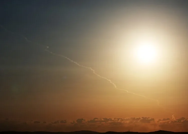 Irán asegura haber lanzado un ataque conjunto con Hizbulá contra Israel