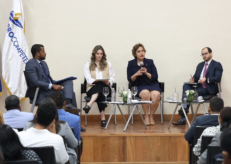 Expertos dicen modernización de la ley de competencia busca dinamizar los mercados