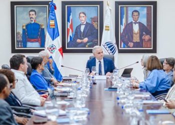 Luis De Camps emite la Orden Departamental 04-2026 para iniciar con previsión la preparación del año escolar 2026-2027