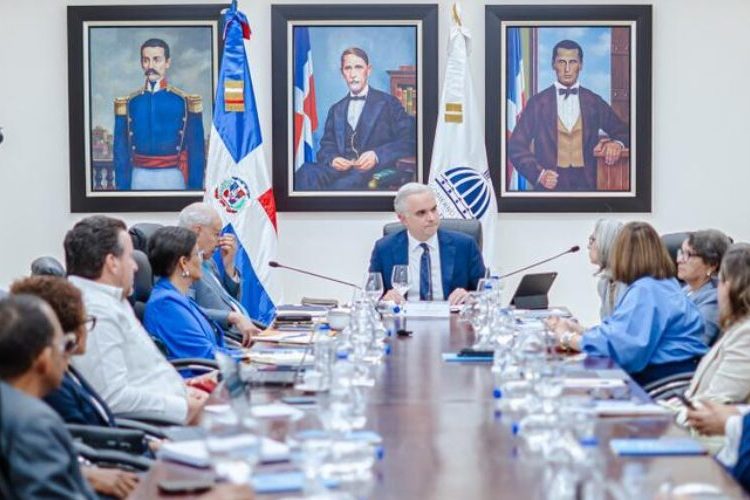 Luis De Camps emite la Orden Departamental 04-2026 para iniciar con previsión la preparación del año escolar 2026-2027