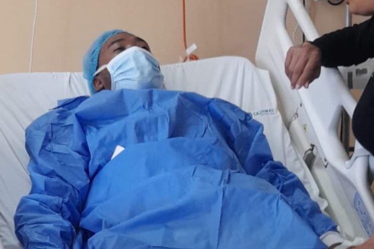 Joven ingresado por pérdida de visión solicita ayuda para cubrir gastos médicos