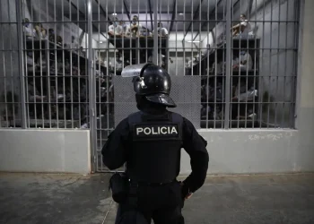 Reforma penal en El Salvador incluye la cadena perpetua para menores de edad