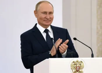 Putin da su apoyo “inquebrantable” de Rusia a Irán tras la elección de nuevo líder supremo