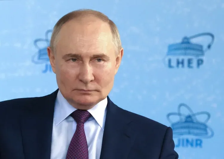 Putin llama a combatir la criminalidad juvenil, cuyo número de delitos crece en el país