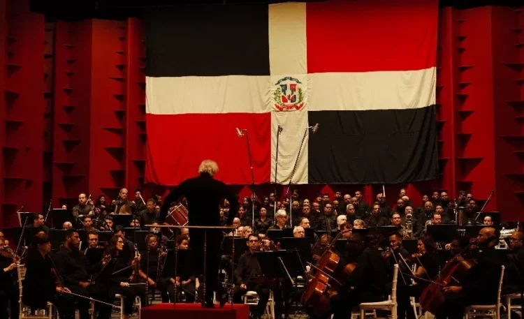 Ministerio de Cultura logra retirar de YouTube versiones del Himno Nacional usadas con fines lucrativos