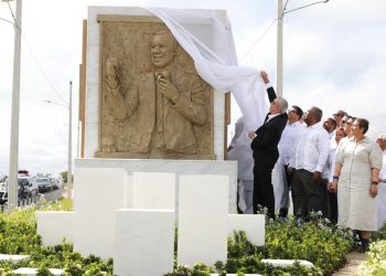 Avenida Ecológica en SDE ahora se llamará José Francisco Peña Gómez
