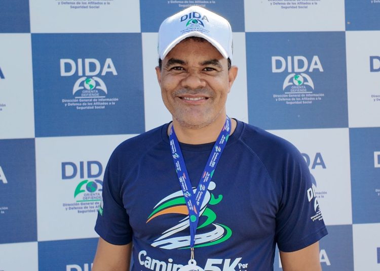 Elías Báez destaca impacto preventivo de la Caminata 5K por la Salud