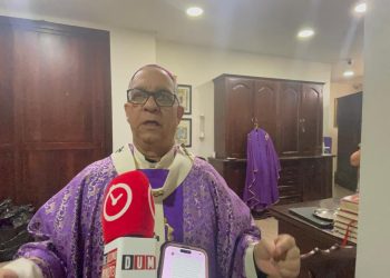 Arzobispo de Santiago valora discurso presidencial y resalta énfasis contra la corrupción