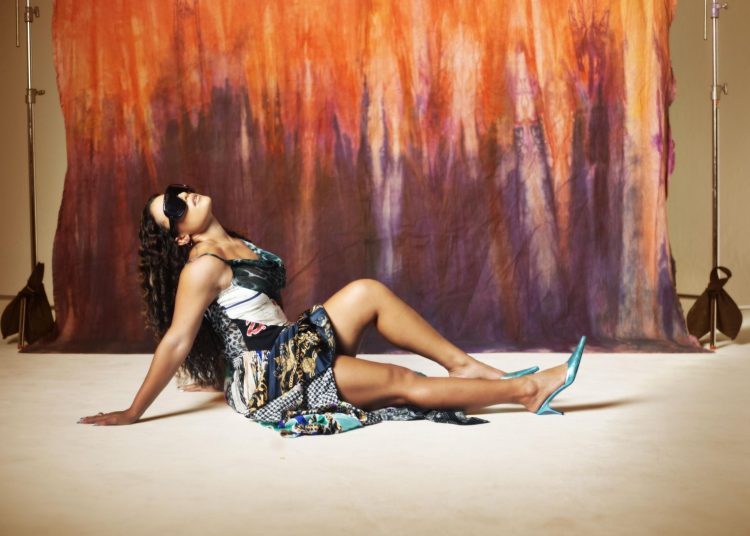 LETÓN PÉ estrena su álbum debut “Golosa”, un manifiesto de placer sin fronteras